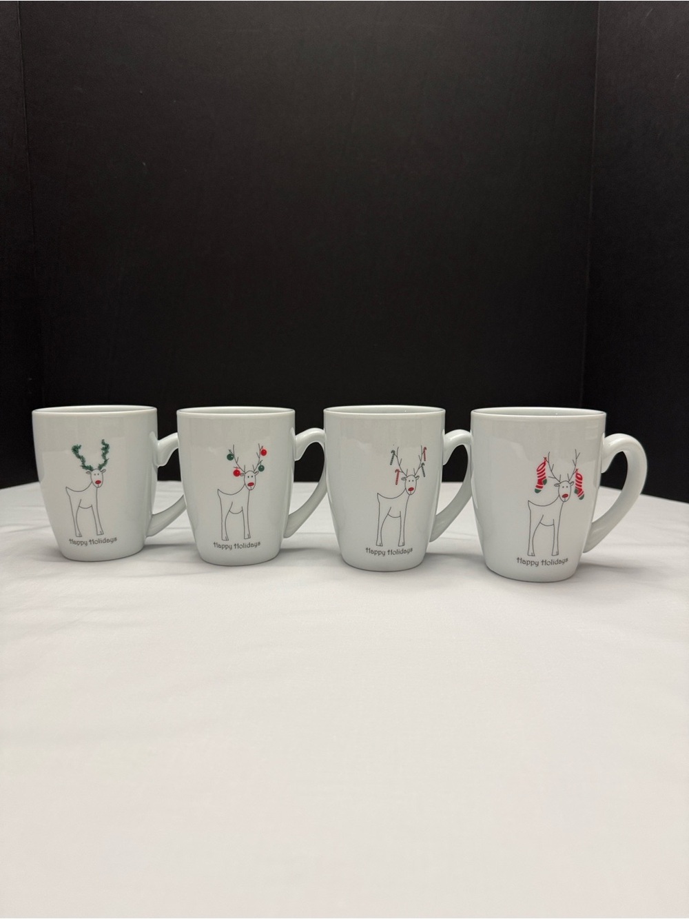 Christmas Holiday Reindeer Ceramic Mugs - White (Set of 4)
